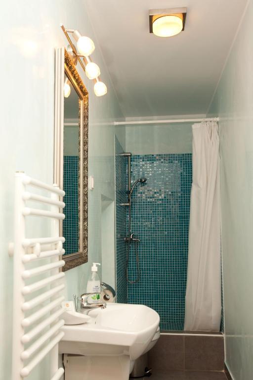 Pension Dinu Residence ทิมิชัวรา ห้อง รูปภาพ