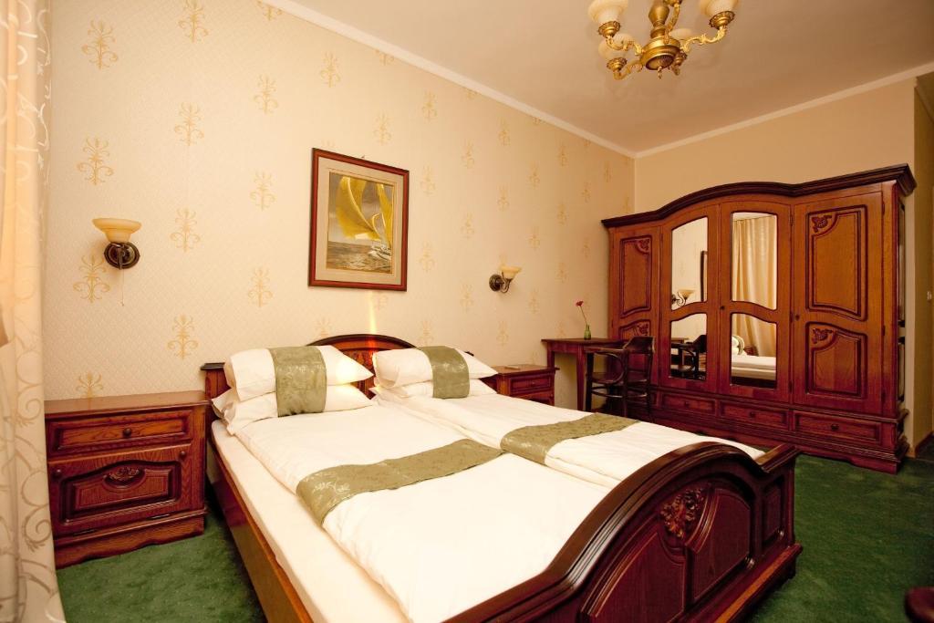 Pension Dinu Residence ทิมิชัวรา ห้อง รูปภาพ